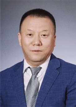 استاد وانگ یونگ‌دونگ